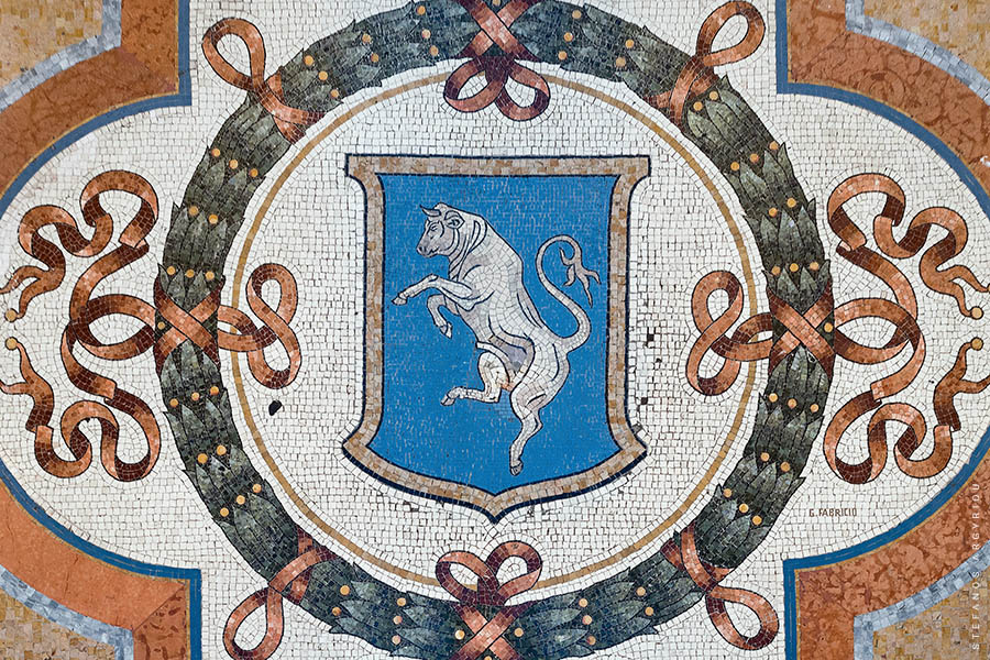 Galleria Vittorio Emanuele II Mosaic - The Bull Mosaic - Turin's Coat of Arms